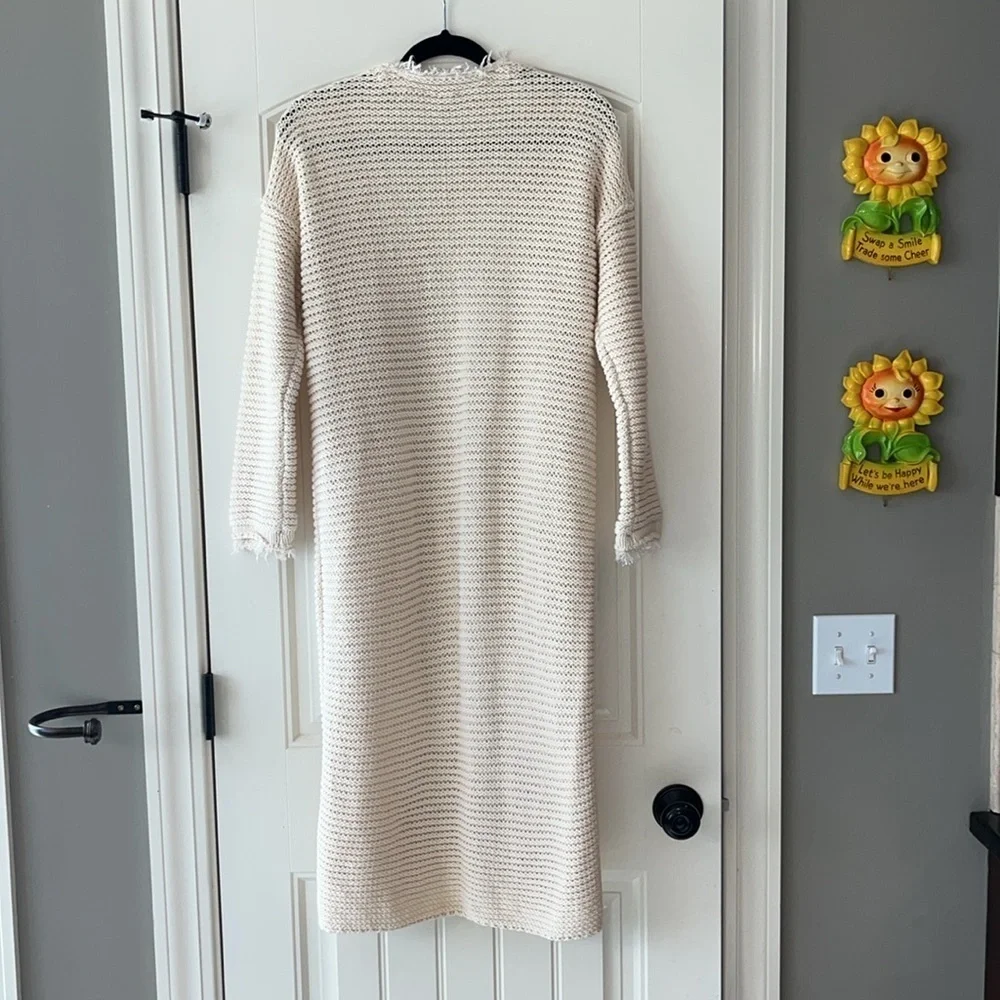 Ivory/cream Free People long line wouldn’t it be nice fringe cardigan cotton S